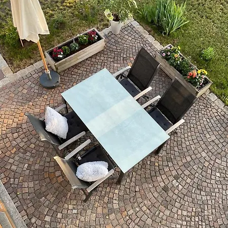 Szilvias Apartment *