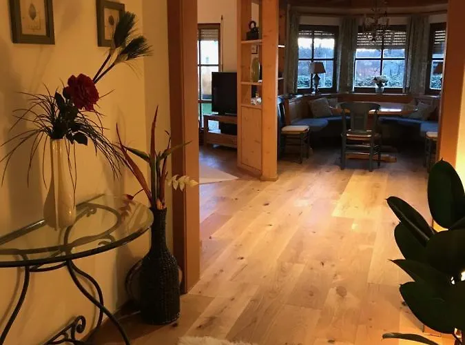 Szilvias Apartment *