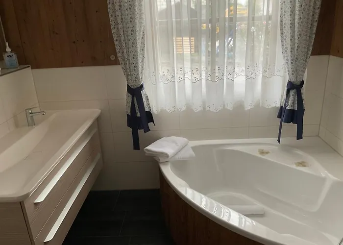Szilvias Apartment *