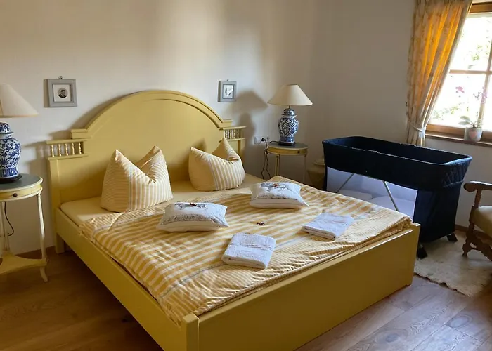 Szilvias Apartment *
